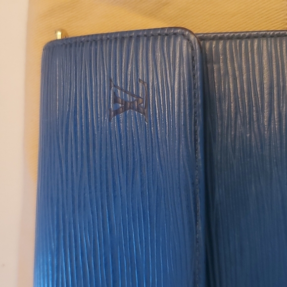 Louis vuitton  Hp like  new  loved condition gorgeous wallet m10913 a ten 😍 💖 - Picture 2 of 8